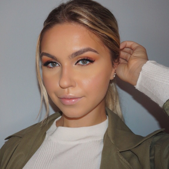 Makeup - @glowbynikol - Picture 2 of 2